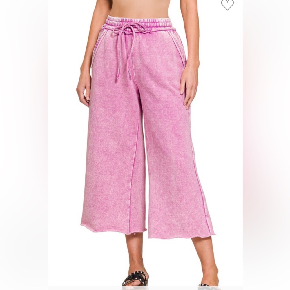 Cute Mauve Acid Washed Short Pants